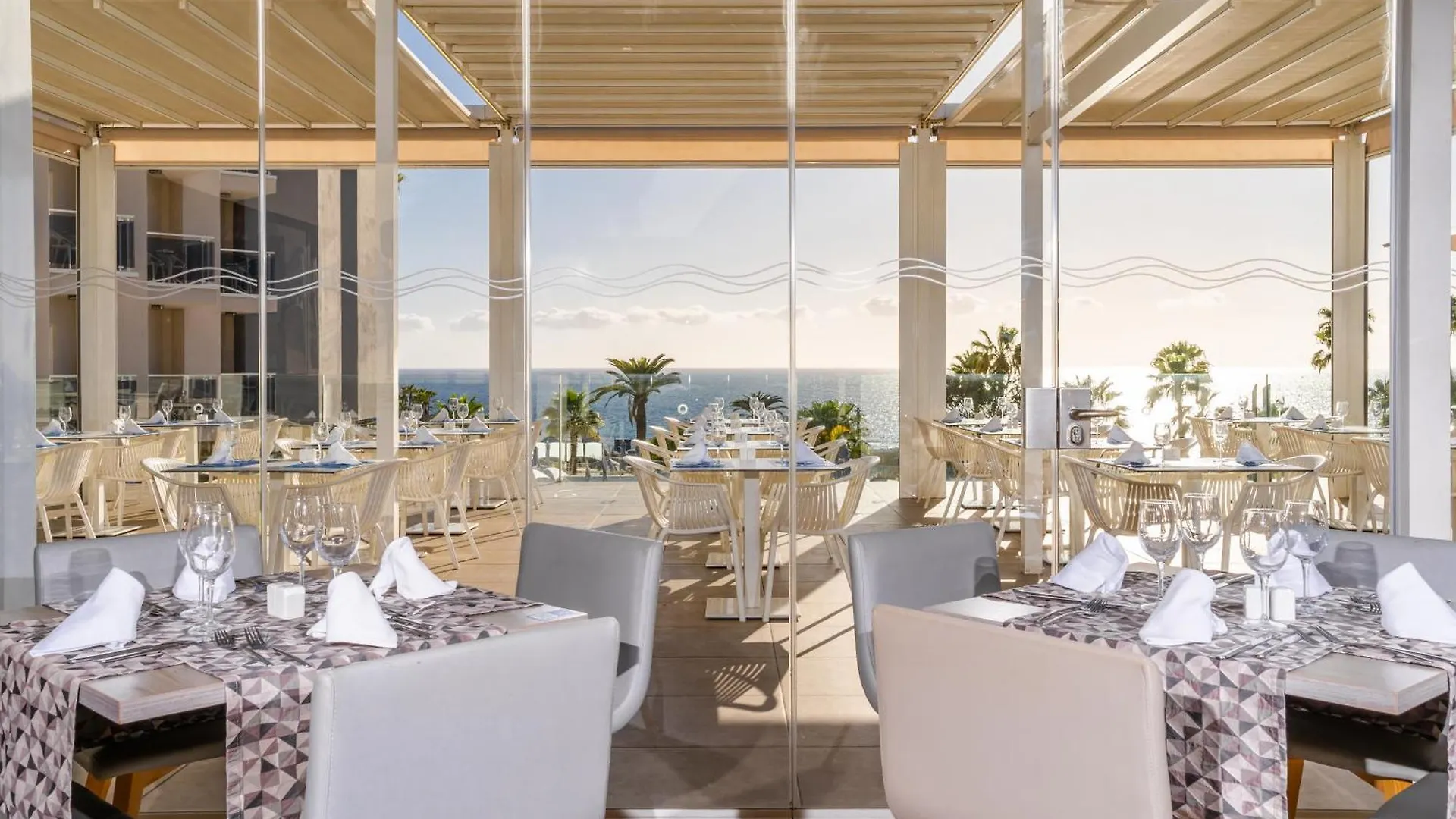 Hovima Costa Adeje - For Cool Adults Hotel